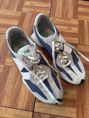 New Balance Men’s Navy and White Retro Runner Sneakers